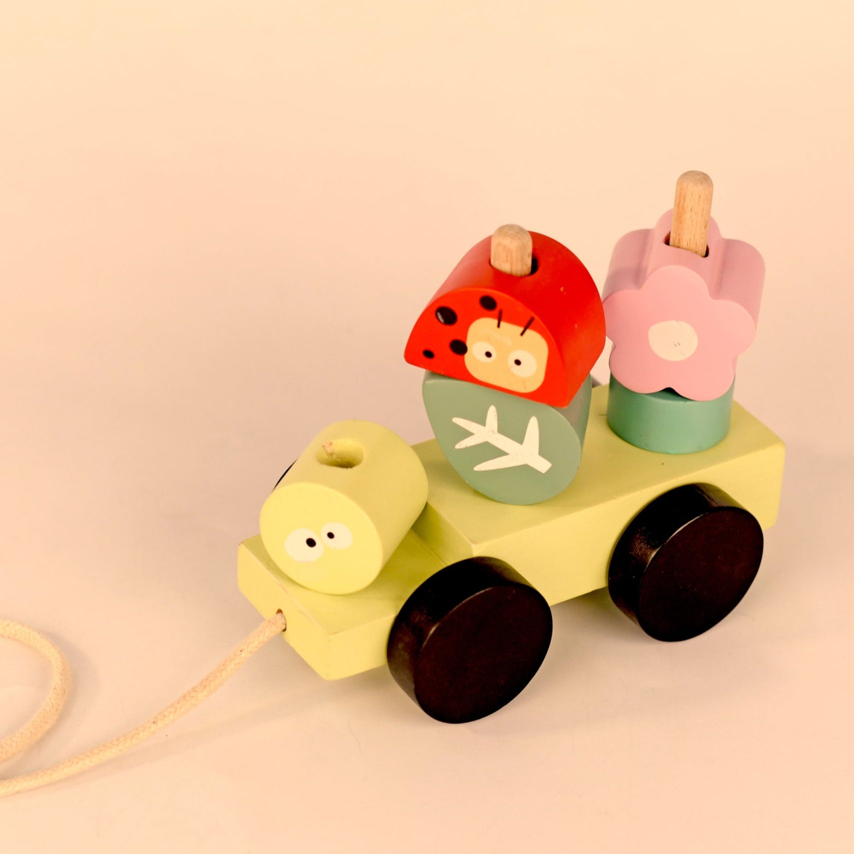 Forest Pull toy - PlayBox