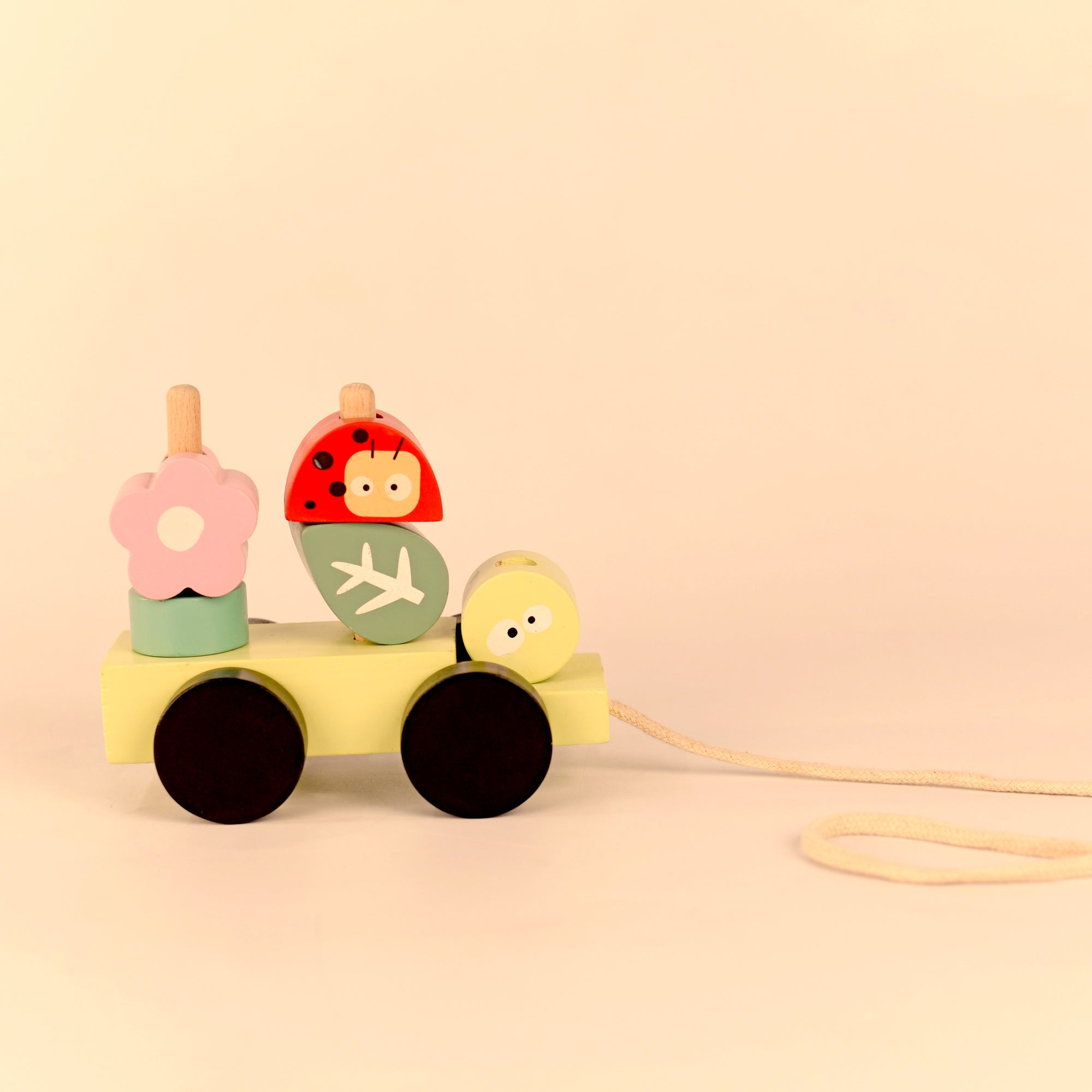 Forest Pull toy - PlayBox