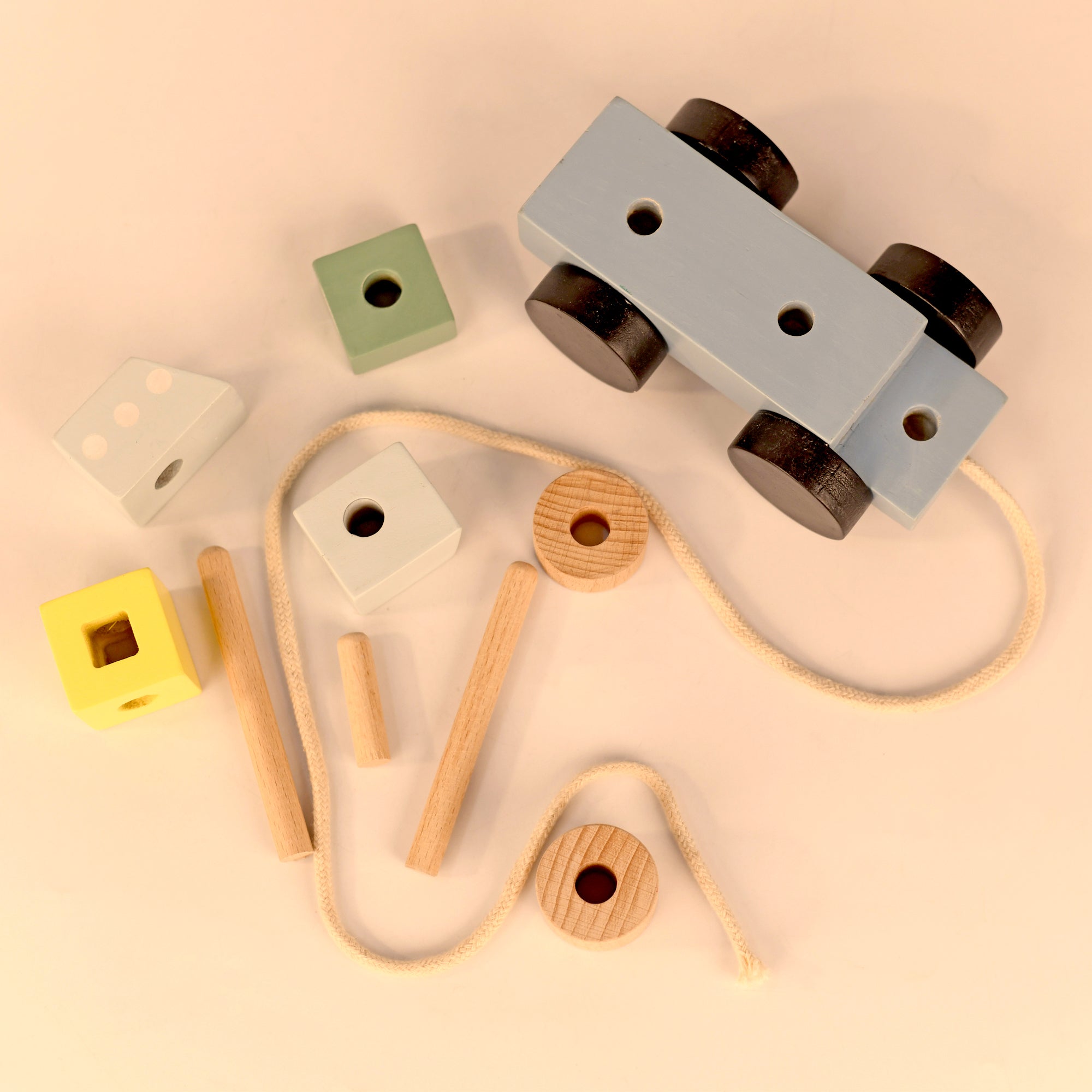 Ship pull toy - PlayBox