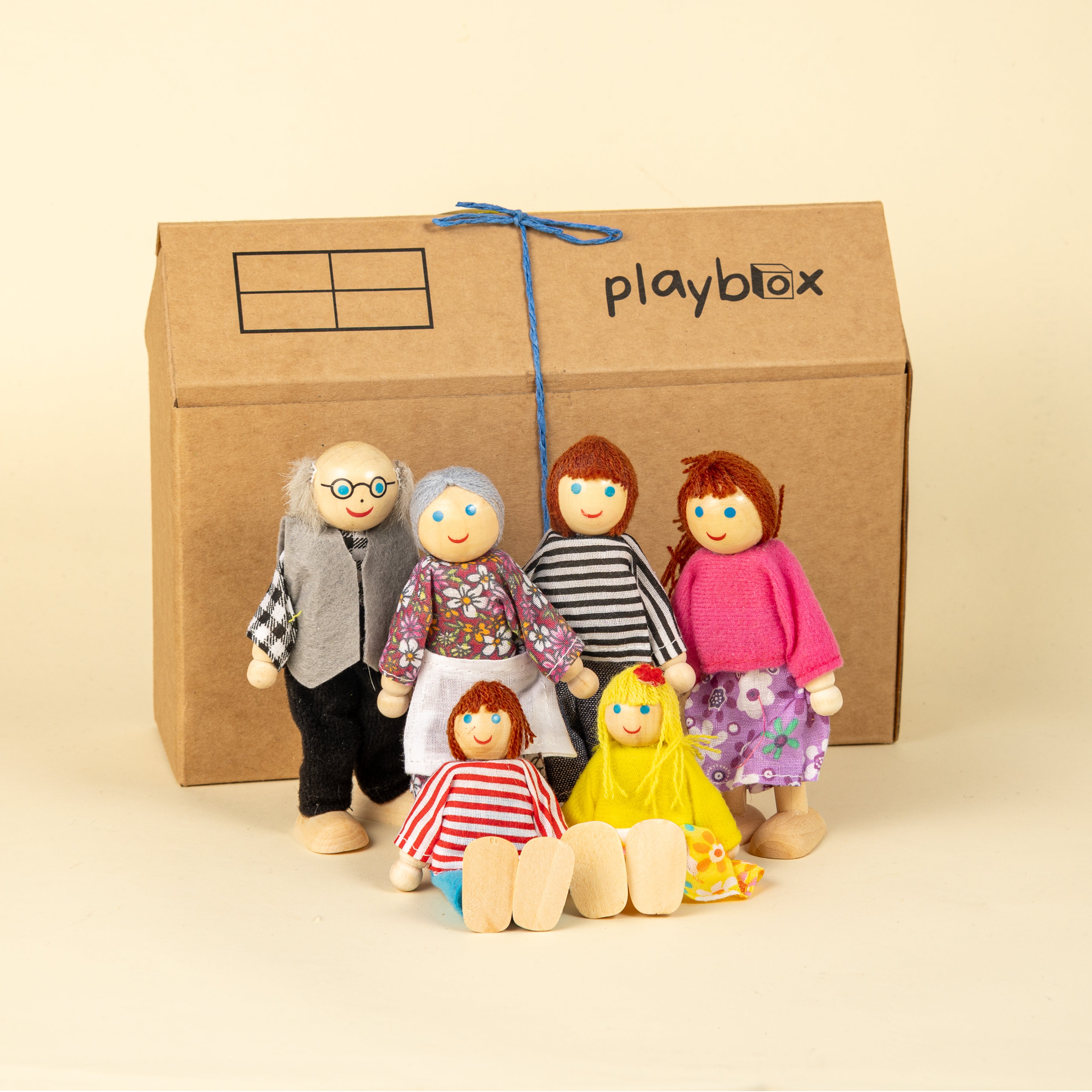 Pop’s Pool Side Villa - Mini doll house - PlayBox