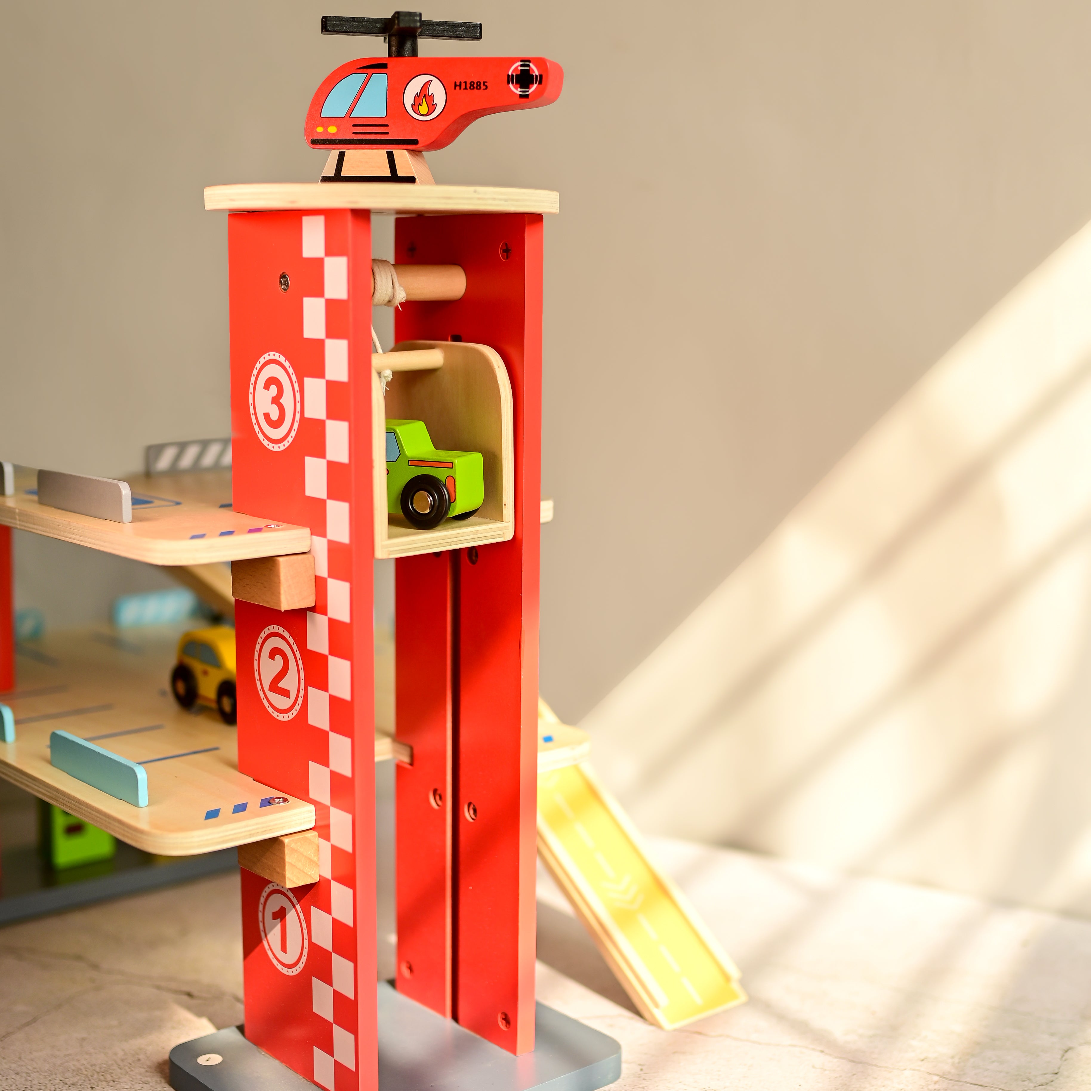 Drive In - Car Parking Garage Toy - PlayBox