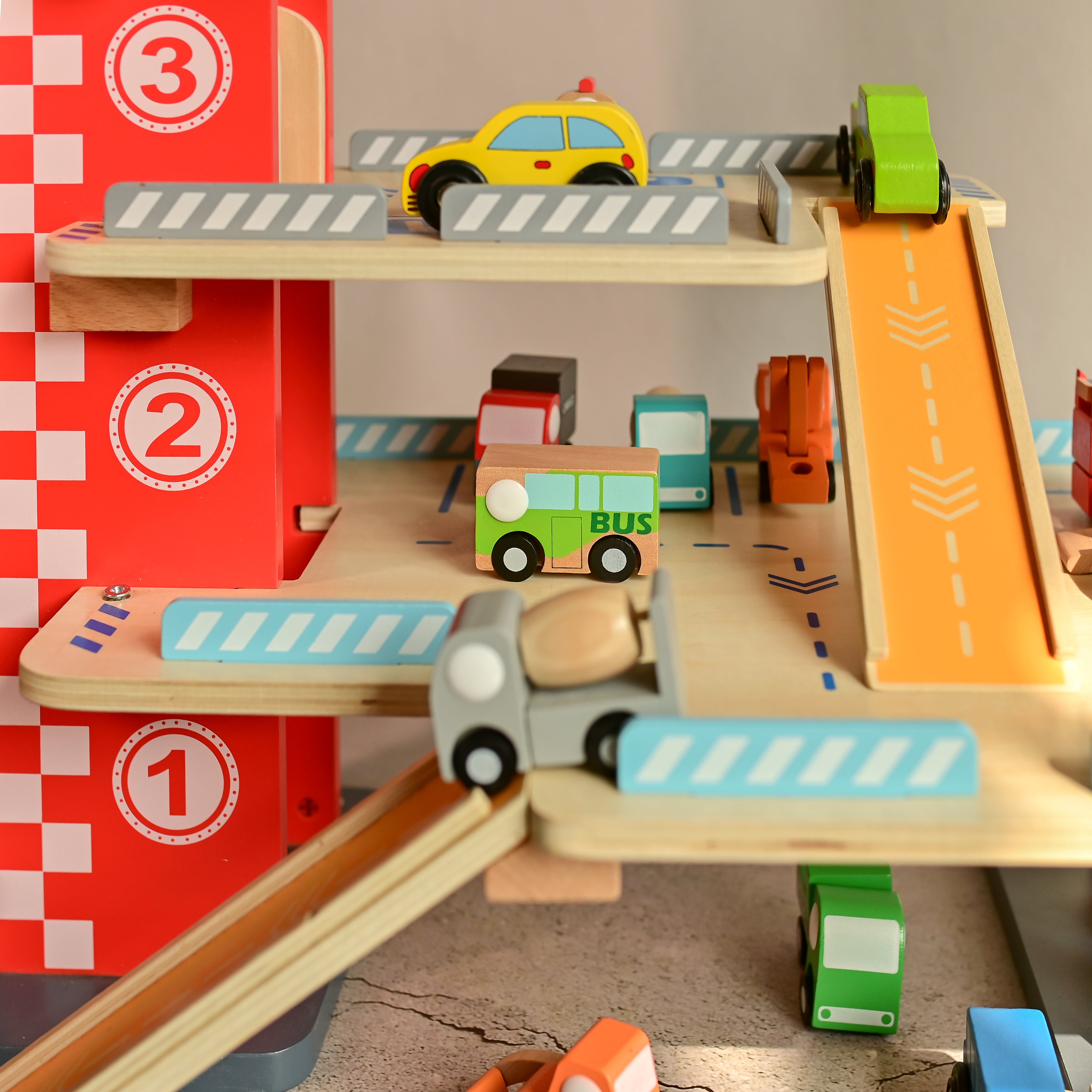 Drive In - Car Parking Garage Toy - PlayBox