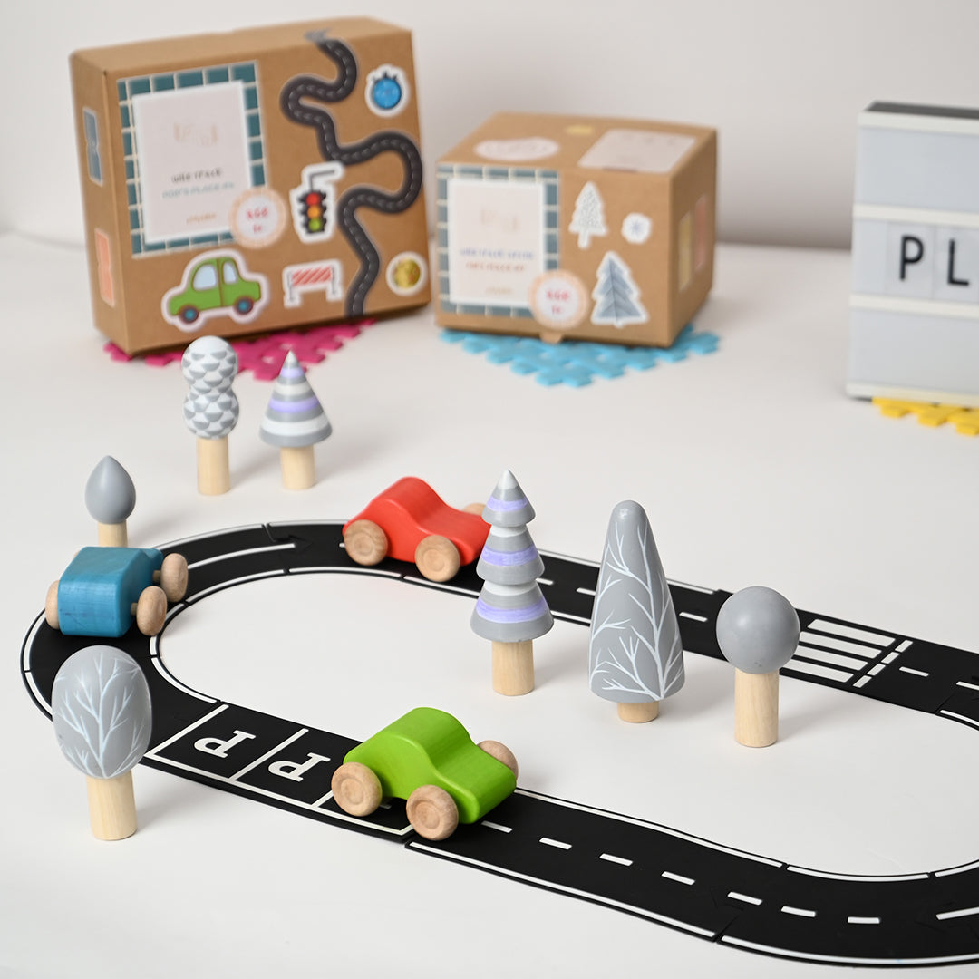 Wild Track - 7 Arctic Trees, 12 Tracks and 3 Cars
